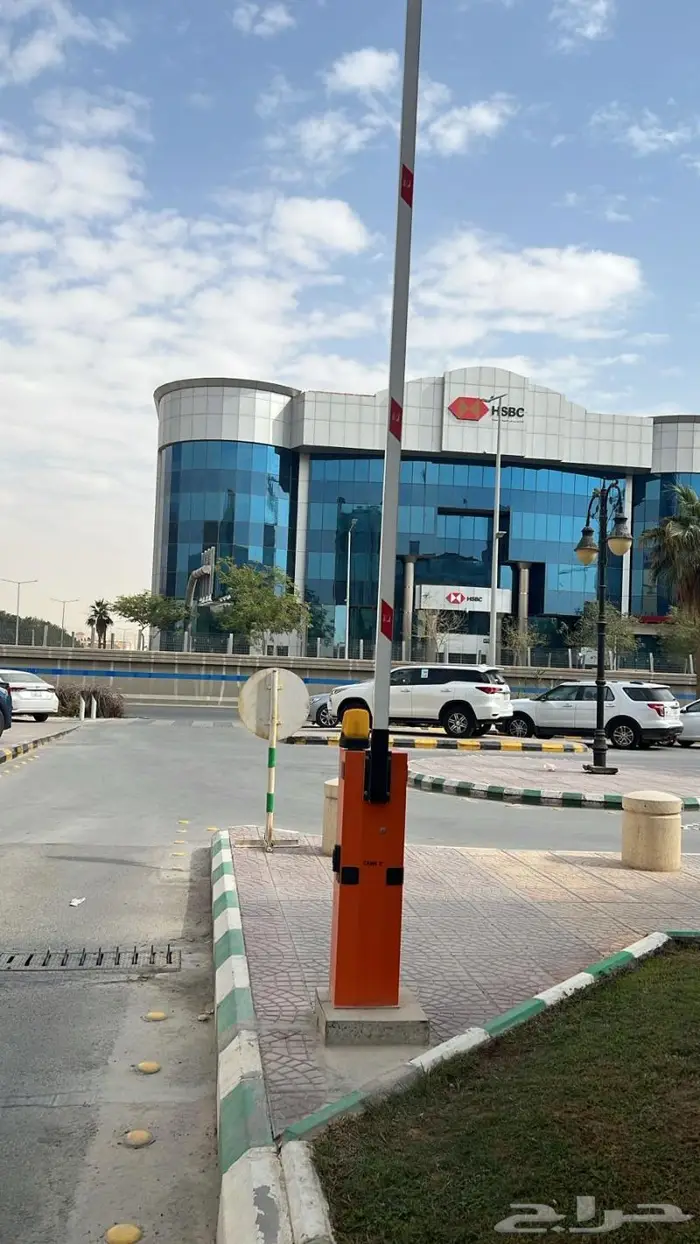 بوابة دخول مواقف سيارات بوابة مرور السيارات حاجز شوكي 0