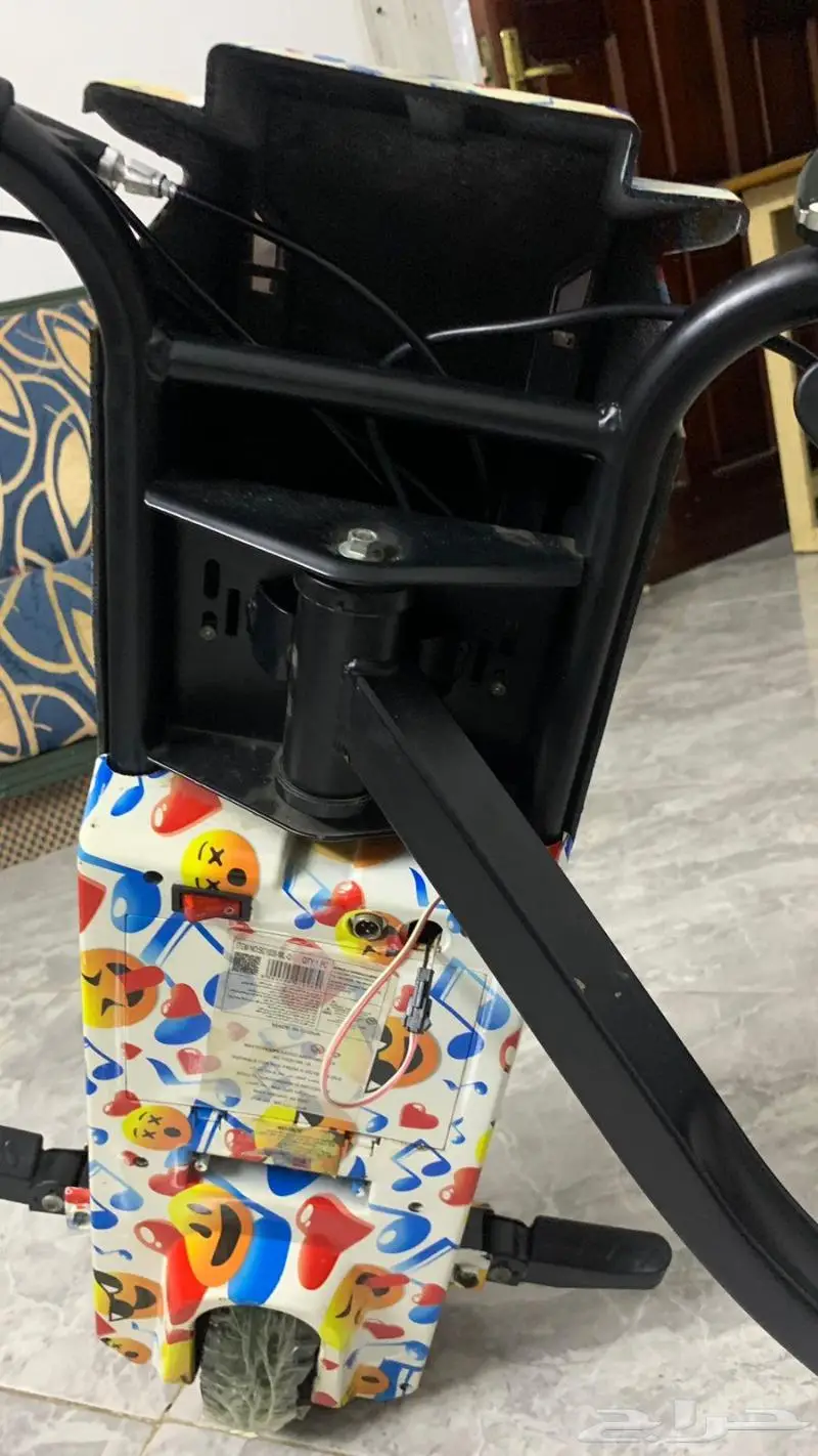 سكوتر درفت كهربائي 3 عجلات و3 سرعات البطارية 24 فولت 1
