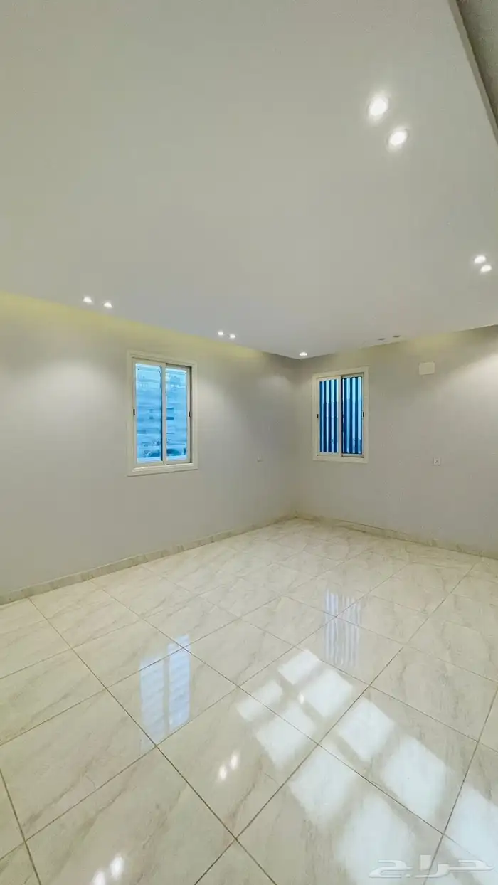 روف للبيع بسعر منافس جدا 7
