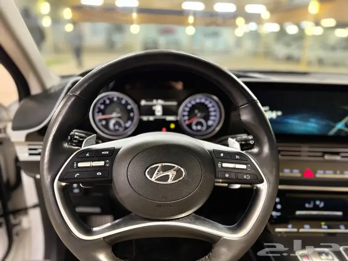 أزيرا 2021 بانزين ( بطاقة جمركية) 9