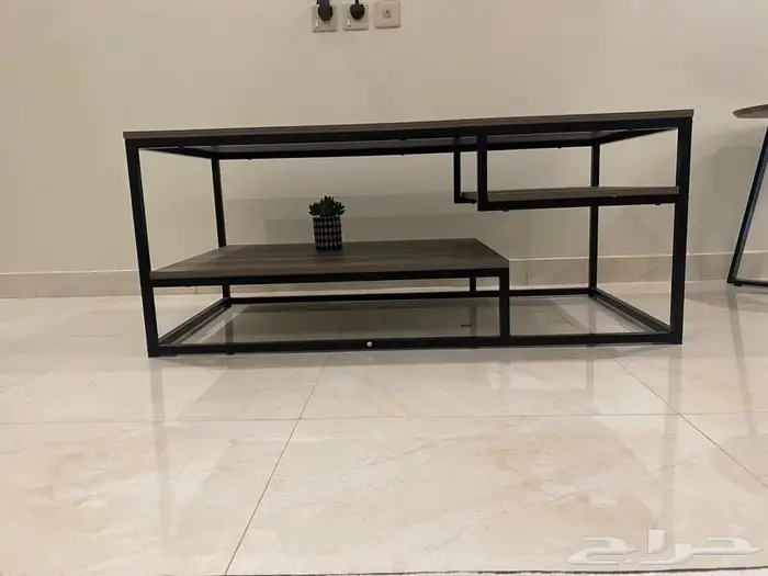 طاولة للبيع 0