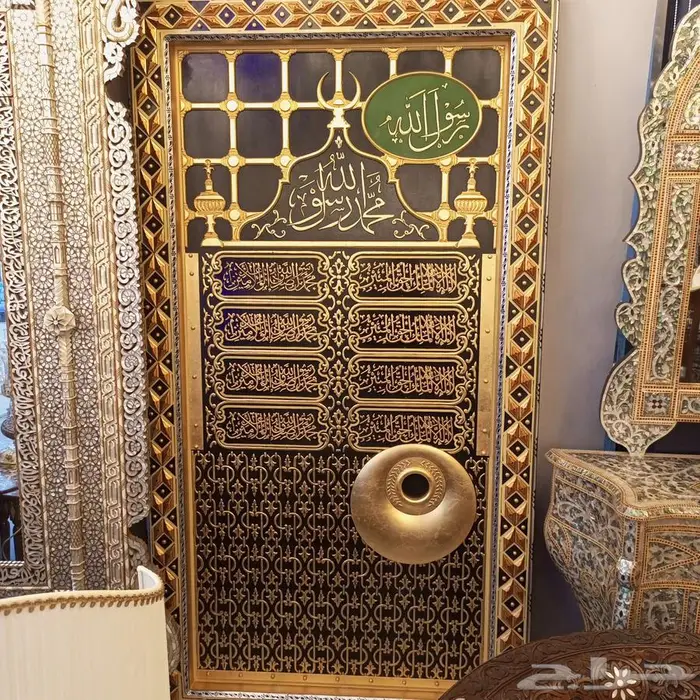 كافة انواع الثريات والشرقيات . 11