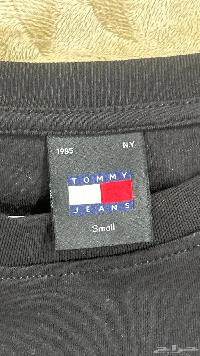 تيشيرت تومي جينز 1