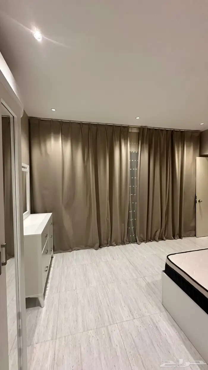 شقه مفروشه جديده غرفه وصاله 13