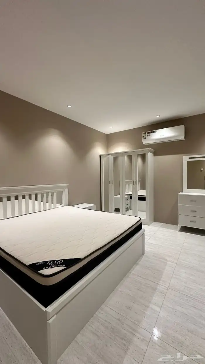 شقه مفروشه جديده غرفه وصاله 11