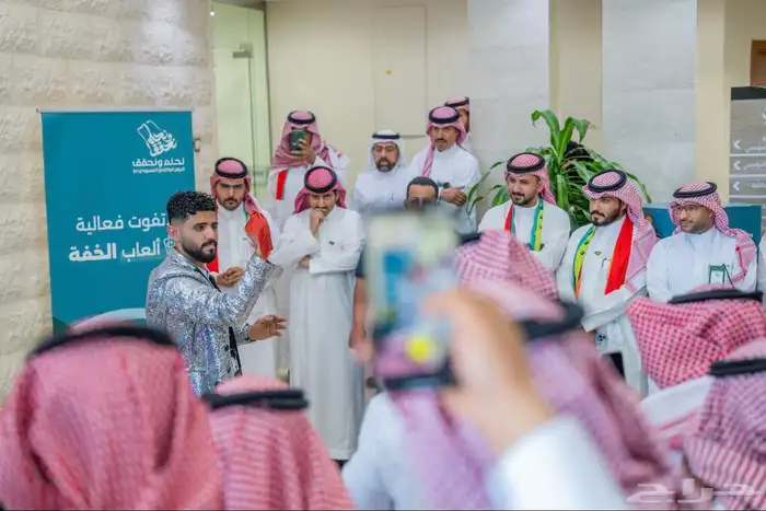 عروض العاب الخفة والخدع البصرية (عرض الساحر) 9