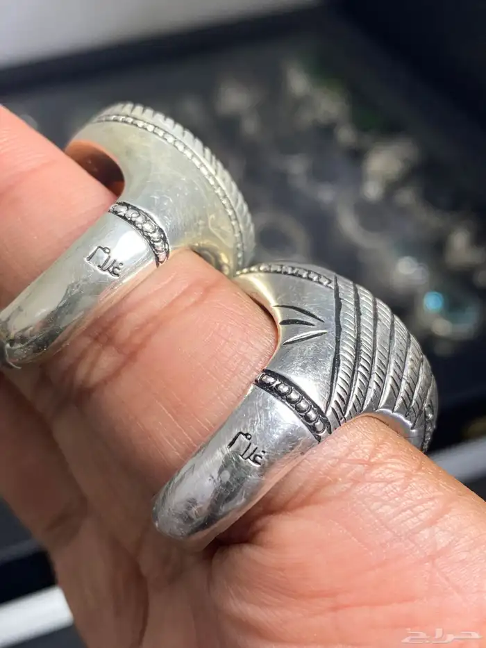 خاتم عقيق يماني مشمشي صياغة غلام ( خاتمين ) 3