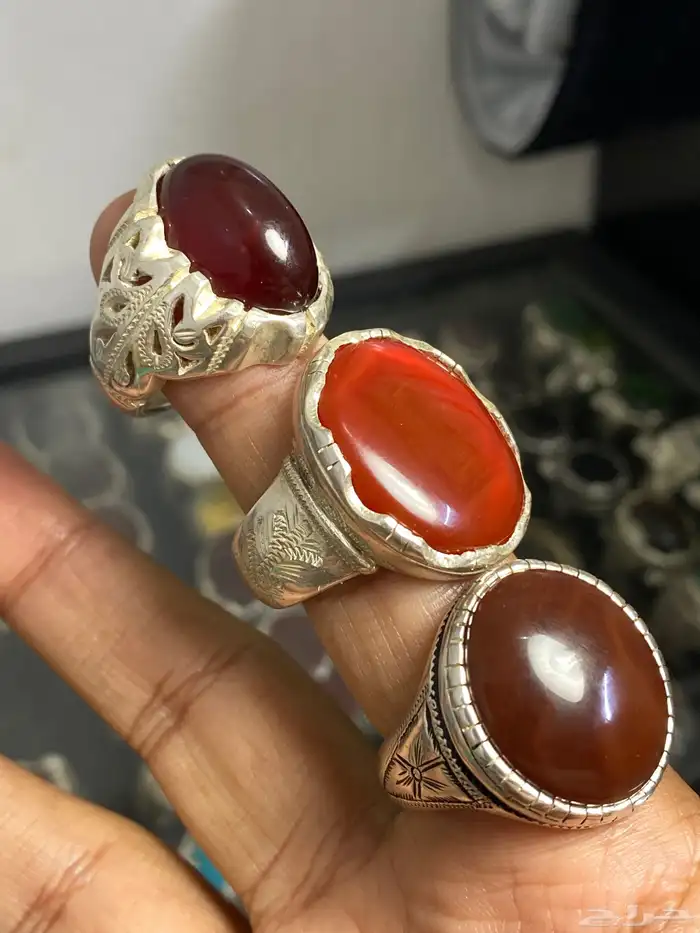 خاتم عقيق يماني كبدي صياغة الشريف ( 3 خواتم ) 0