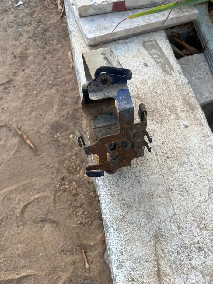 قطع دباب شمعة مربعة 1