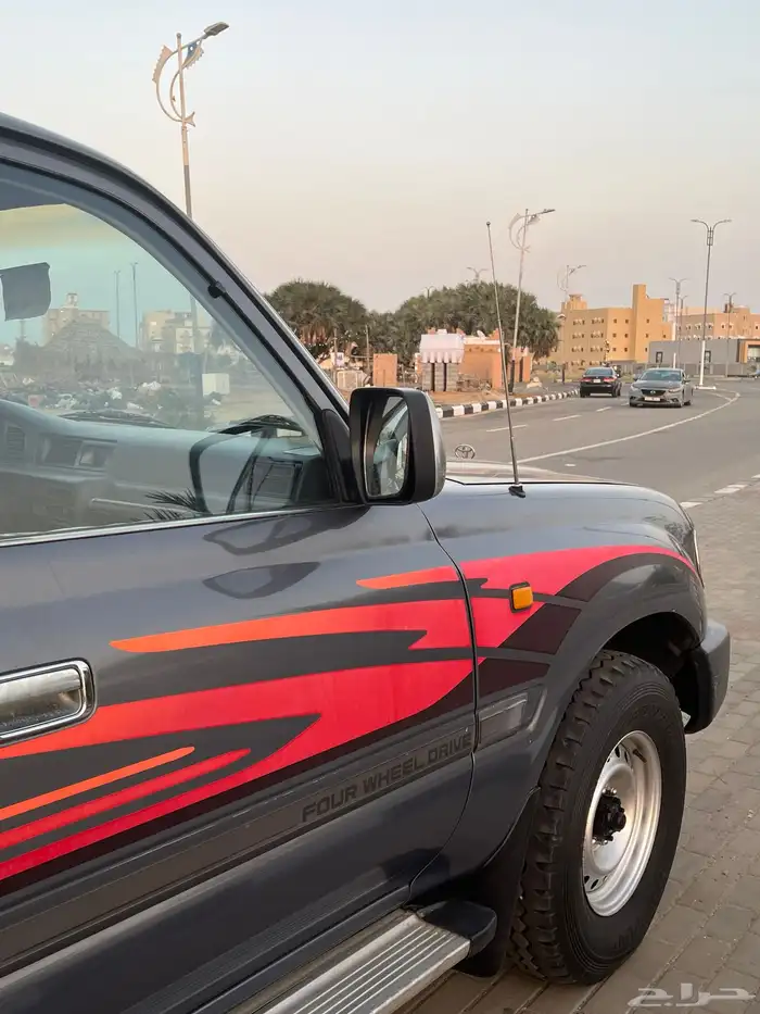 تويوتا لاند كروزر GX.R موديل 1997 2