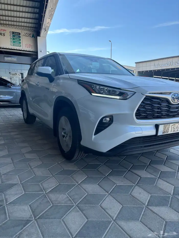 تويوتا هايلاندر 2025 LE HEV 1
