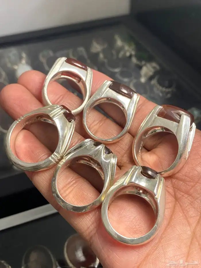 خاتم كرزي وكبدي يماني ملكي ومتوسط ( 6 خواتم ) 8