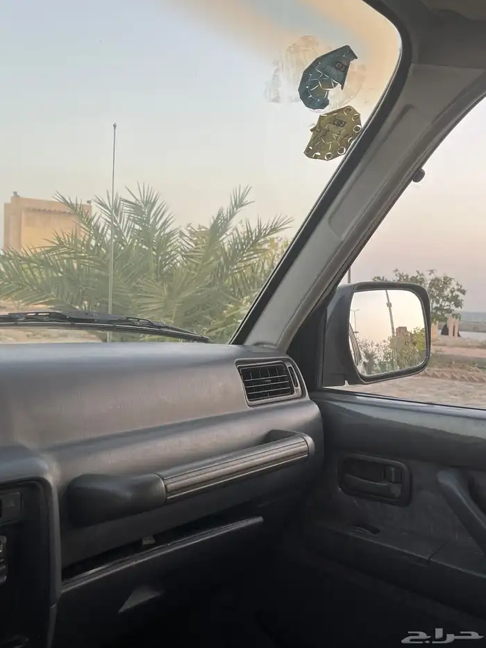 تويوتا لاند كروزر GX.R موديل 1997 11