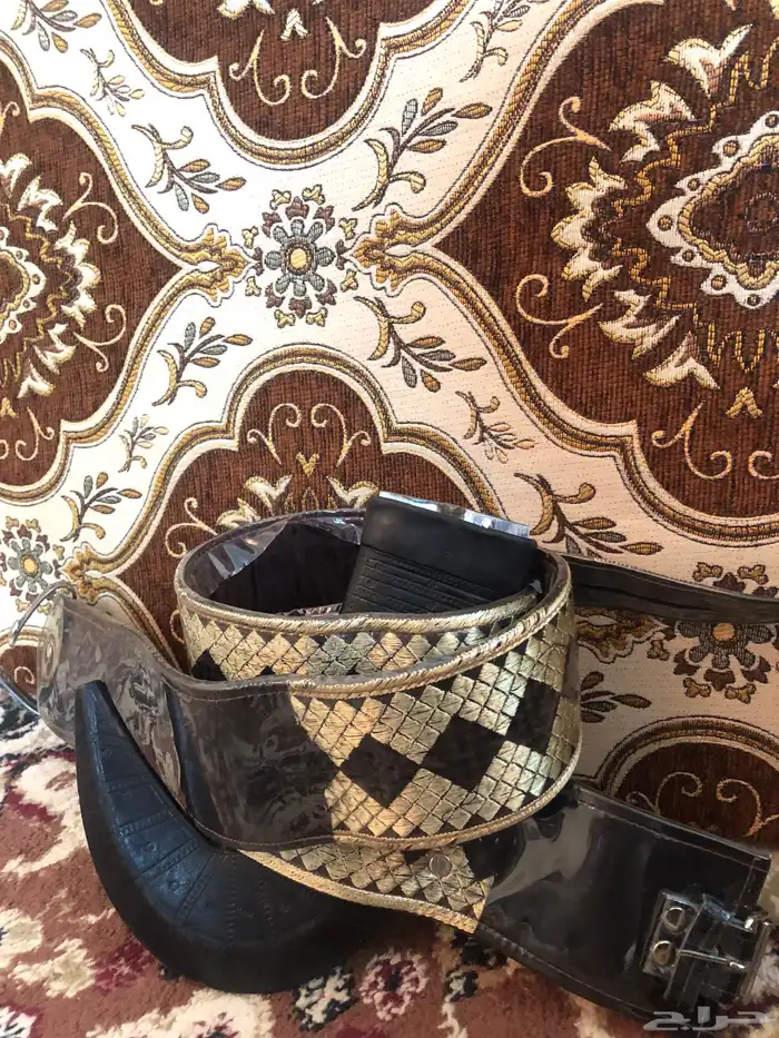 جنبيه كفو للبيع مشكلتها ان حقها منكسر 3