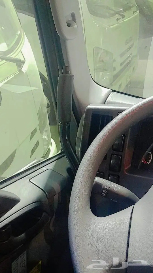 ايسوزو قلاب 3 طن 2025 4
