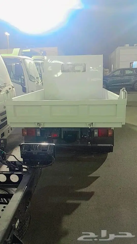 ايسوزو قلاب 3 طن 2025 1