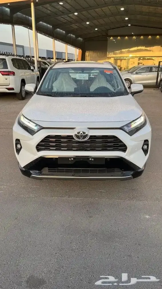 تويوتا راف 4 تأجير او كاش 2025 1