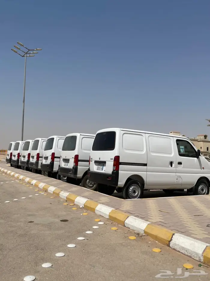 باصات سوزوكي بضاعة للايجار الشهري 0