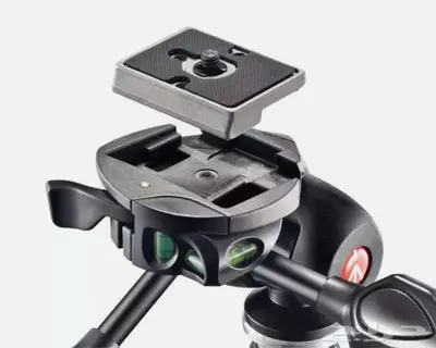 حامل كاميرا تصوير - Tripod Manfrotto 3