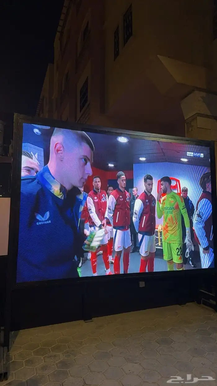 تاجير شاشات LED واضائات وسستم صوت وستيج 9