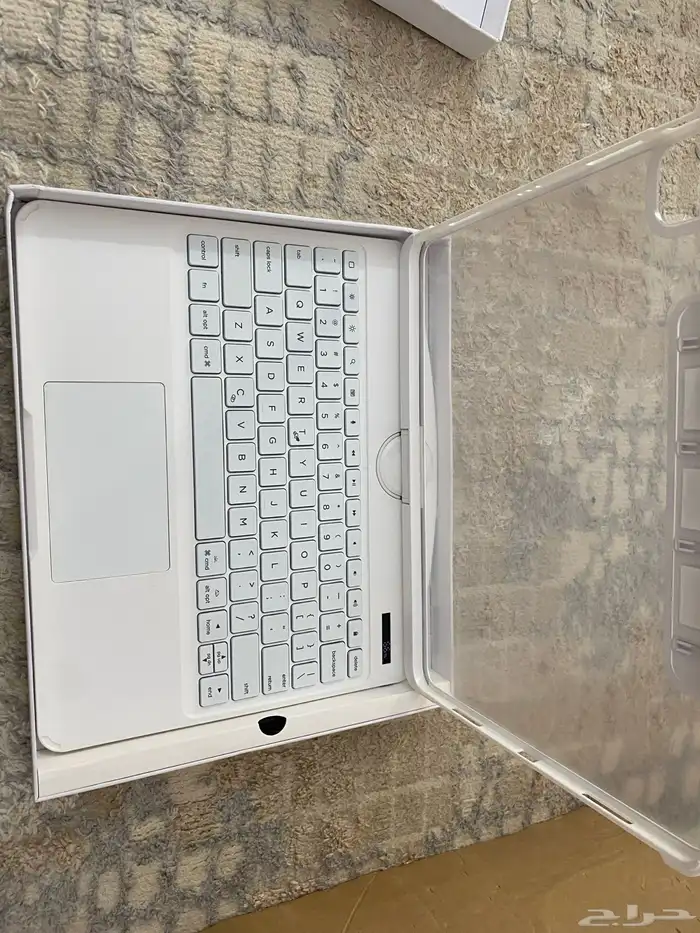 كيبورد ايباد ماجيك 12انش 5