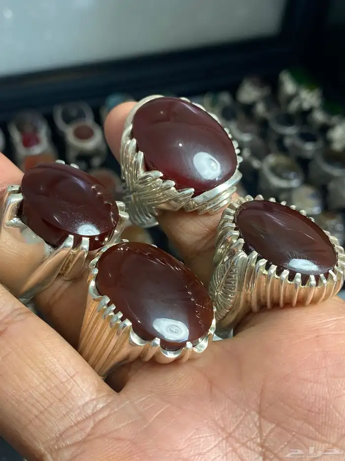 خاتم عقيق يماني كرزي حمادة vip ( 4 خواتم ) 0