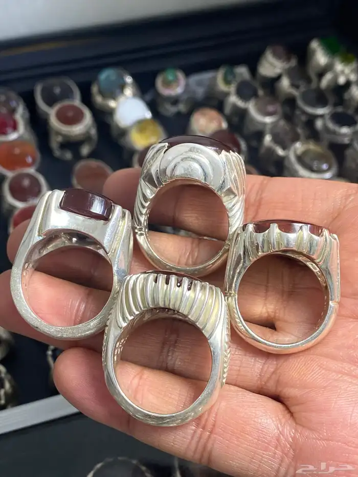 خاتم عقيق يماني كرزي حمادة vip ( 4 خواتم ) 6