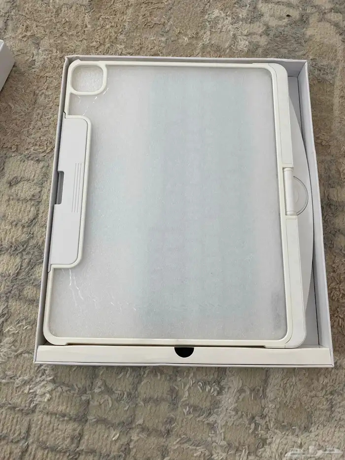 كيبورد ايباد ماجيك 12انش 2