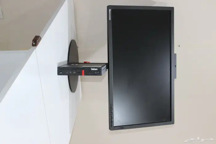 كمبيوتر مكتبى معالج i7 مع شاشة كاميرا سمعات كامل الملحقات 8