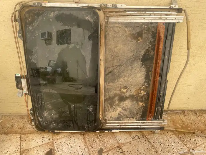 قطع لكزس 2004 ومديل 2000 5