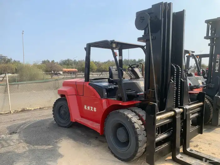 Forklift for rent 10 tone model 2020 3