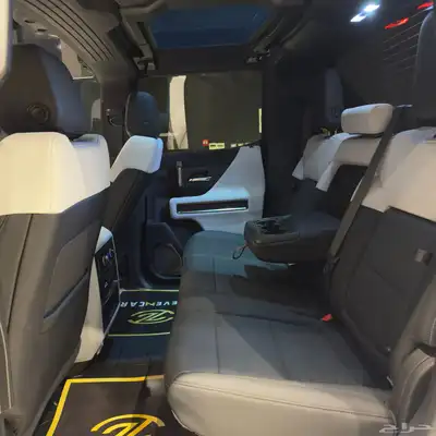 Hummer EV 2022 5