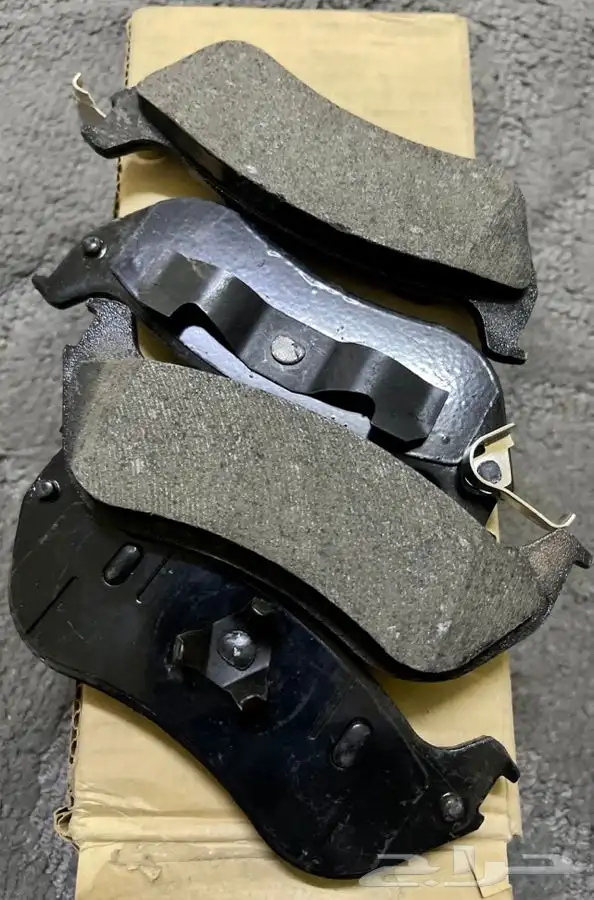 للبيع اقمشة فورد وماركيز 98-2002 جديد اصلي 1