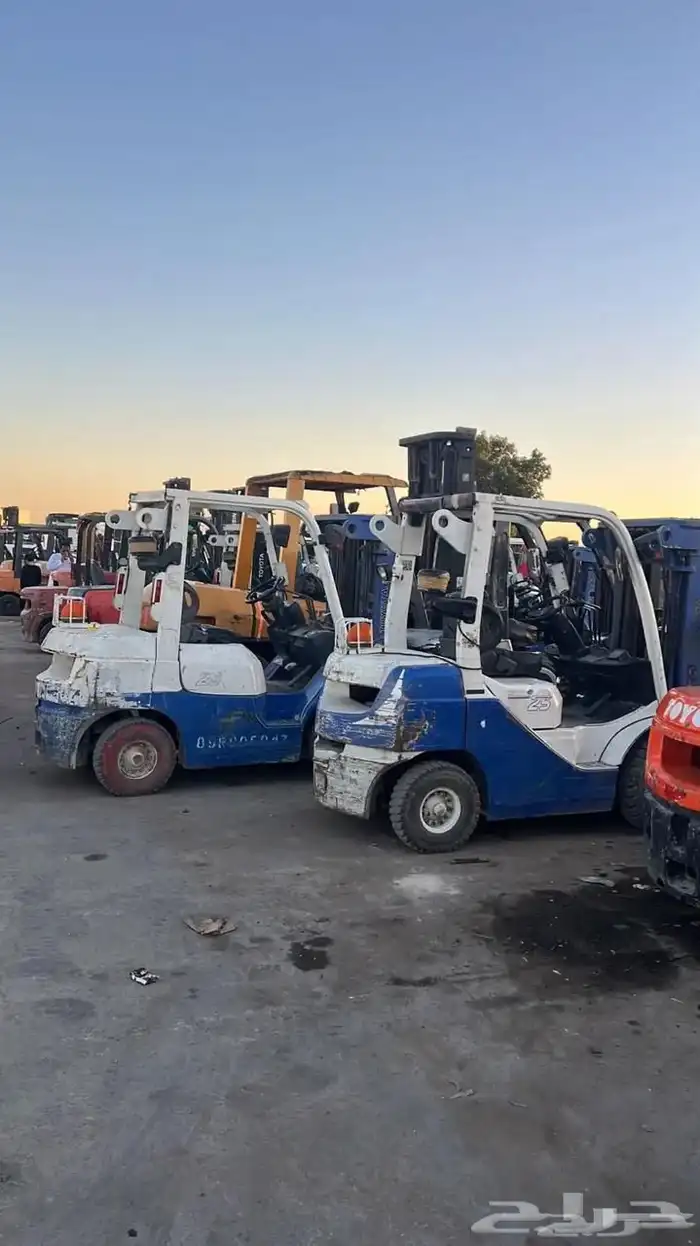 فوركلفت رافعات شوكية للايجار تاجير رافعات شوكية فوركلفت 4
