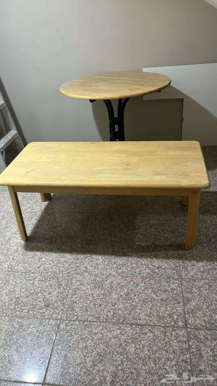 للبيع طاولات 3