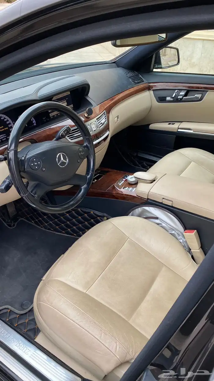 مرسيدس 300S 9