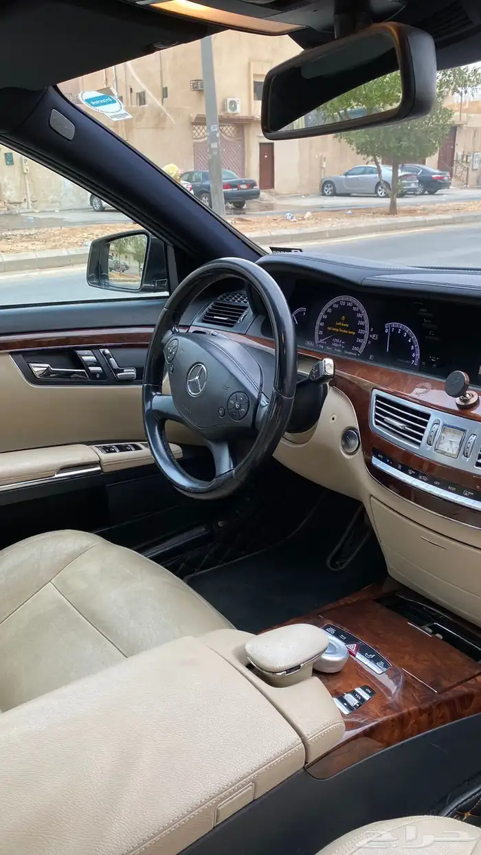 مرسيدس 300S 5