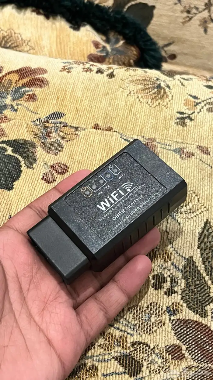 جهاز فحص كمبيوتر السيارات OBD2 0