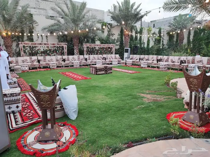 طاولات طعام  كنب  طاولات ريفي  كوش استقبالات 1