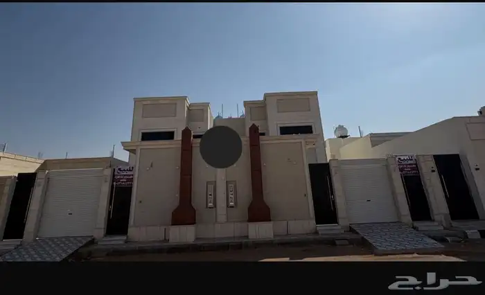 للبيع فلتين بحي المدائن كود سعودي 0