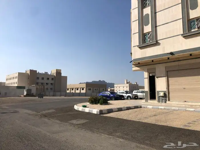 2 محلات للايجار تصلح لجميع الانشطة 3