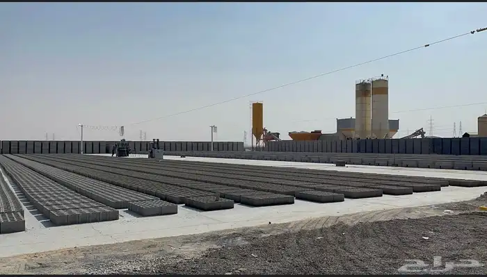 مصنع خرسانة جاهزة بلك عادي وبركاني 15