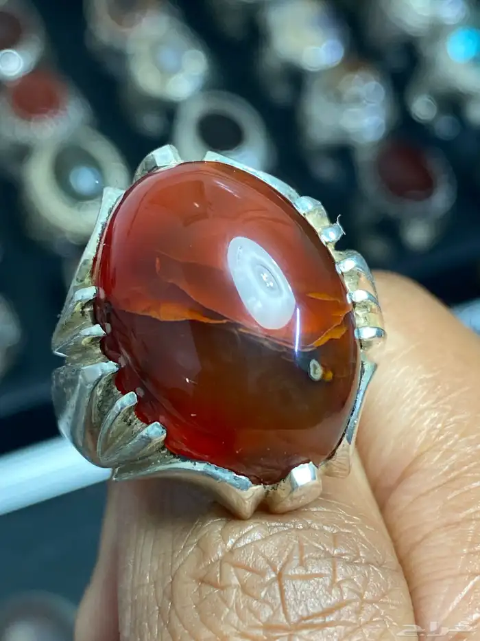 خاتم عقيق يماني مزعفر خام نخب ( 4 خواتم ) 4