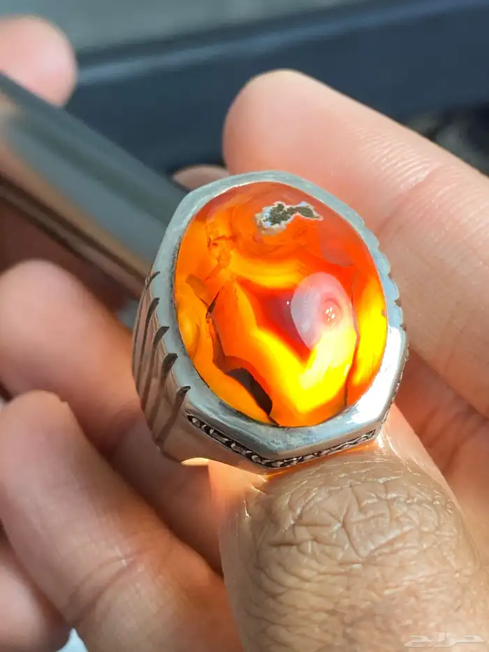 خاتم عقيق يماني مزعفر خام نخب ( 4 خواتم ) 3