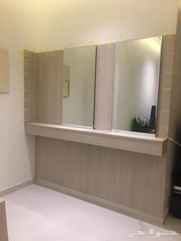 منجرة لأعمال الخزائن والديكورات 22