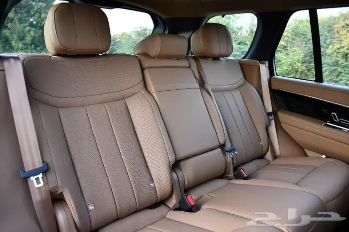 RANGE ROVER VOUAG V6 HSE P400 2025 16