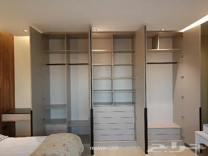 منجرة لأعمال الخزائن والديكورات 4