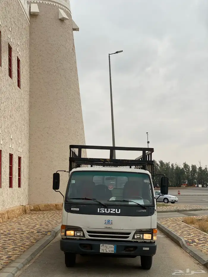 تم البيع دينا 2002 نظيف شاص 6 متر 5