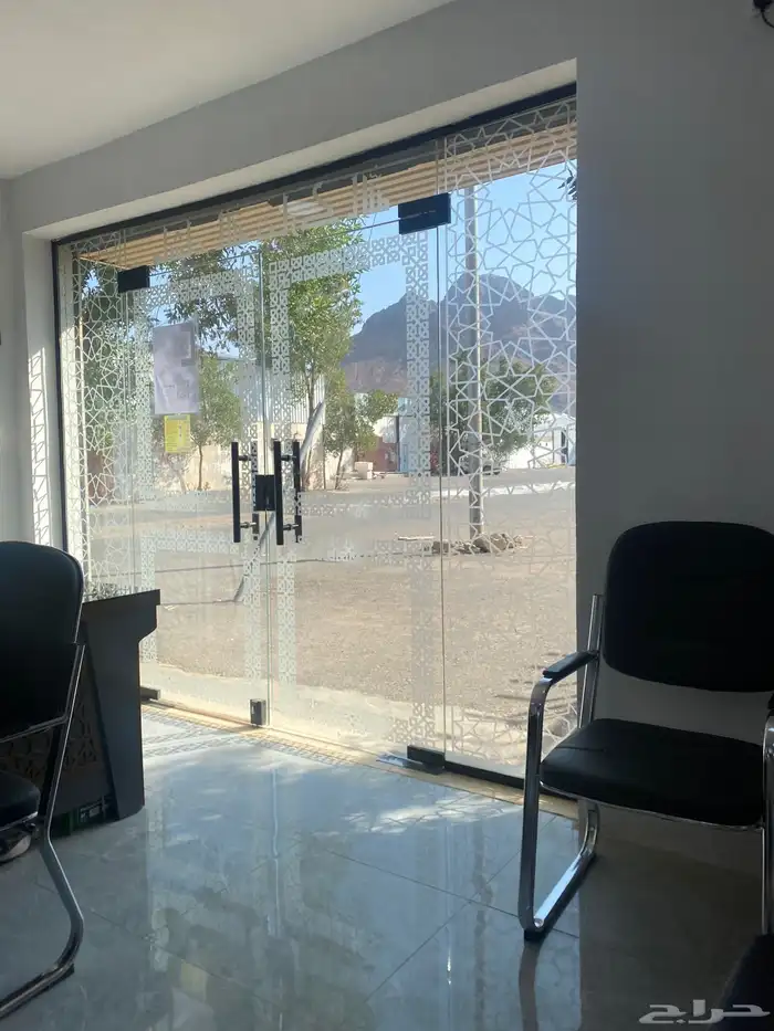معلم زجاج س ور ت وص انه ابواب زجاج 0