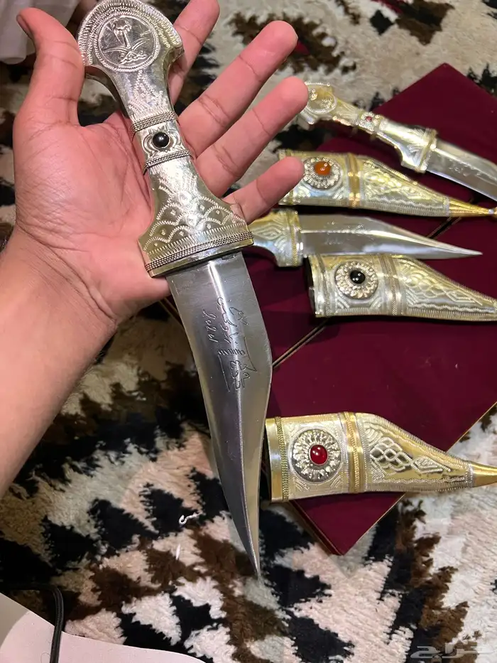 شباري ابومحيسن. 1